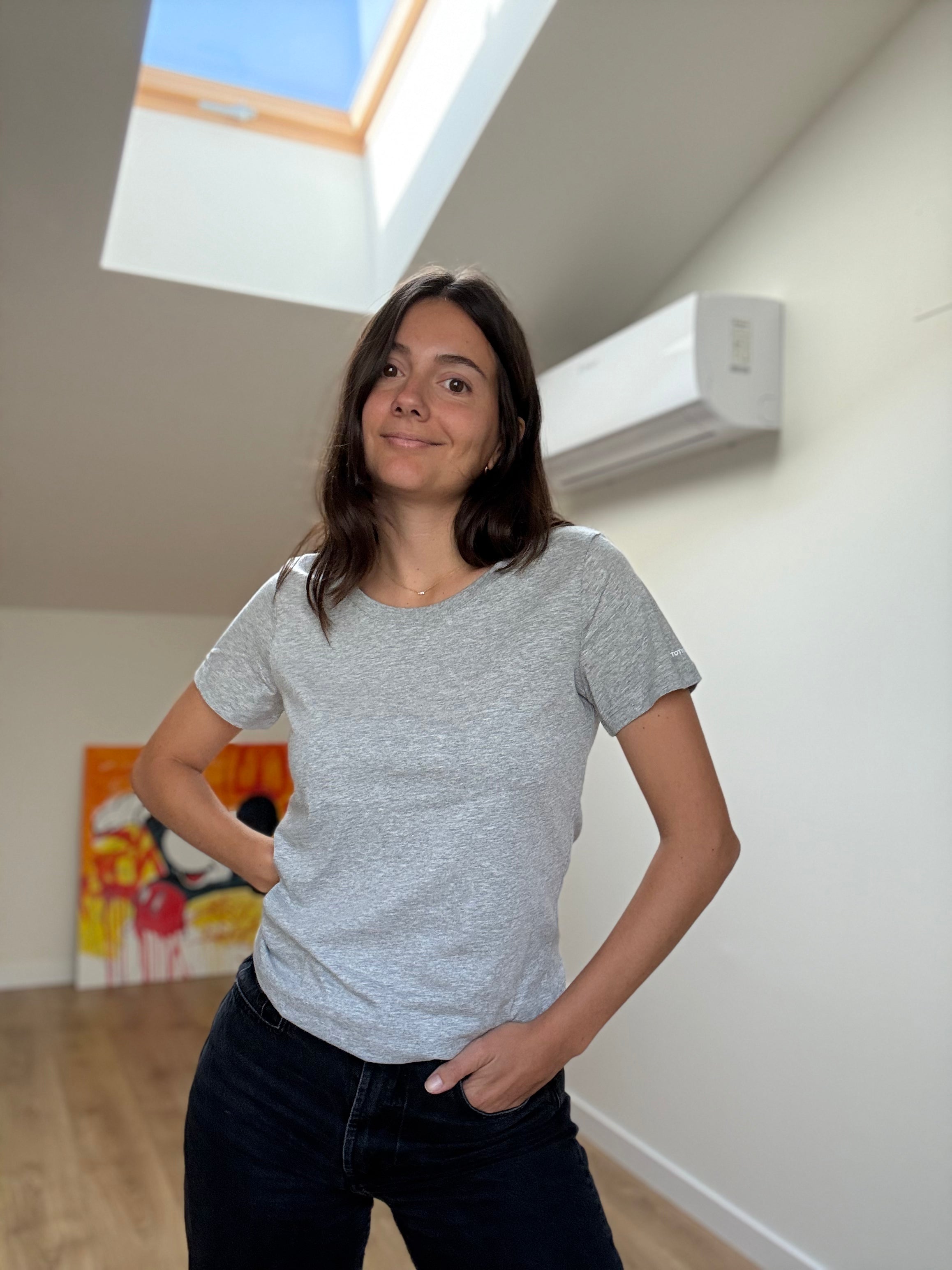 Camiseta Orgánica Cuello Abierto y Ajustada - 036-0